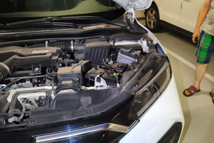 Used Honda XR-V 2019 220TURBO CVT Luxury Edition China VI Emission Standard Engine Bay Left