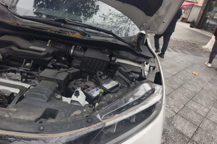 Used Honda XR-V 2019 220TURBO CVT Luxury Edition China VI Emission Standard Engine Bay Left