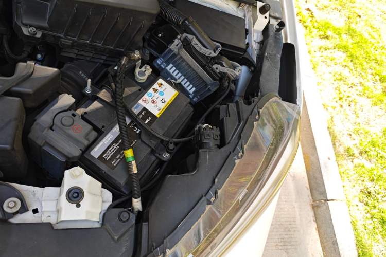 Used Honda XR-V 2019 220TURBO CVT Luxury Edition China V Emission Standard Engine Bay Left