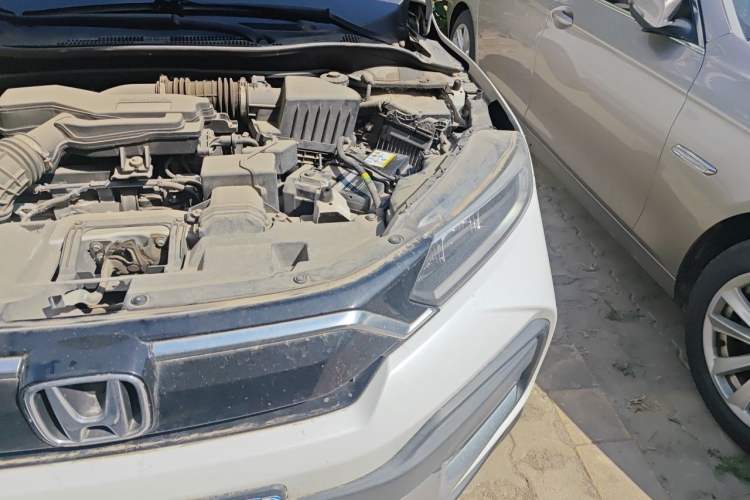 Used Honda XR-V 2019 220TURBO CVT Luxury Edition China VI Emission Standard Engine Bay Left