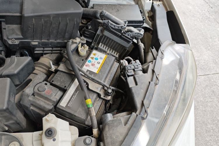 Used Honda XR-V 2019 220TURBO CVT Comfort Version China VI Emission Standard Engine Bay Left