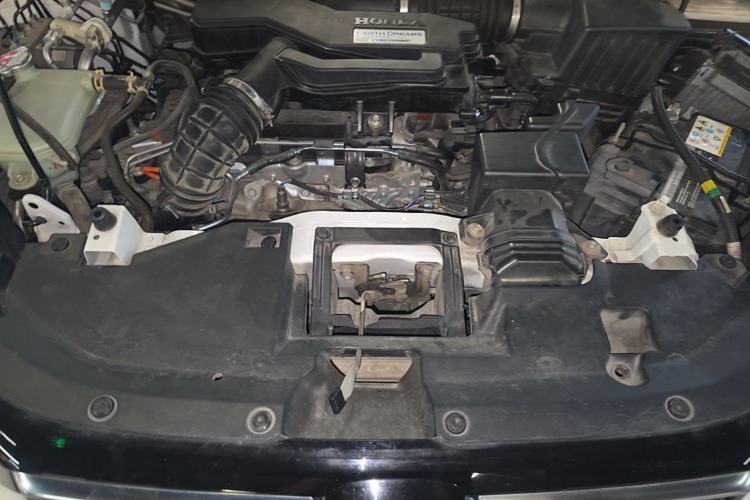 Used Honda XR-V 2019 220TURBO CVT Luxury Edition China VI Emission Standard Engine Bay