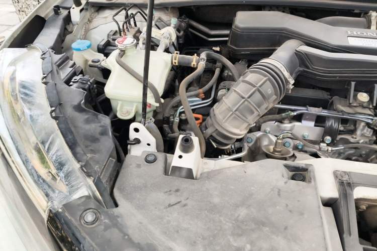 Used Honda XR-V 2019 220TURBO CVT Luxury Edition China VI Emission Standard Engine Bay Right