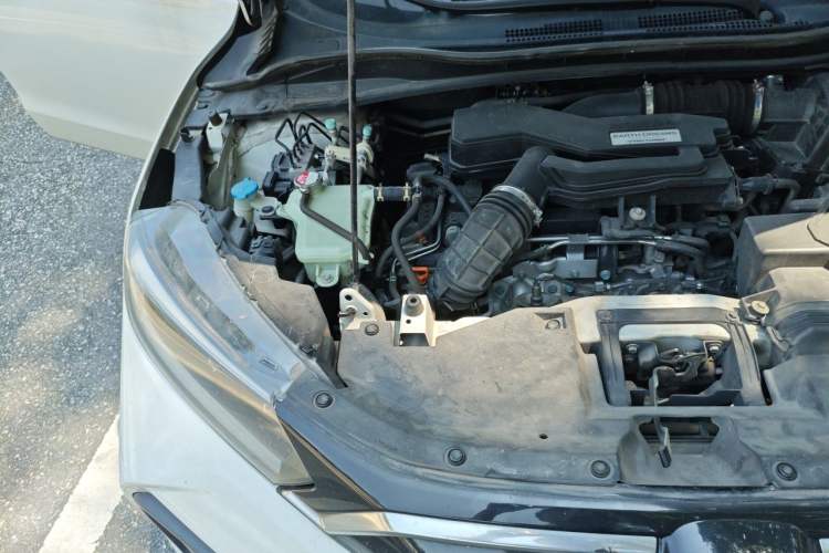 Used Honda XR-V 2019 220TURBO CVT Luxury Edition China VI Emission Standard Engine Bay Right