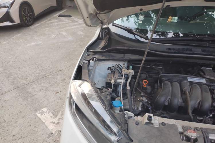 Used Honda XR-V 2019 1.5L CVT Comfort Version China VI Engine Bay Right