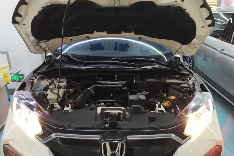 Used Honda XR-V 2019 220TURBO CVT Comfort Version China VI Emission Standard Engine Bay