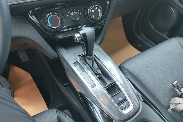 Used Honda XR-V 2019 1.5L CVT Comfort Version China V Emission Standard Gear Lever