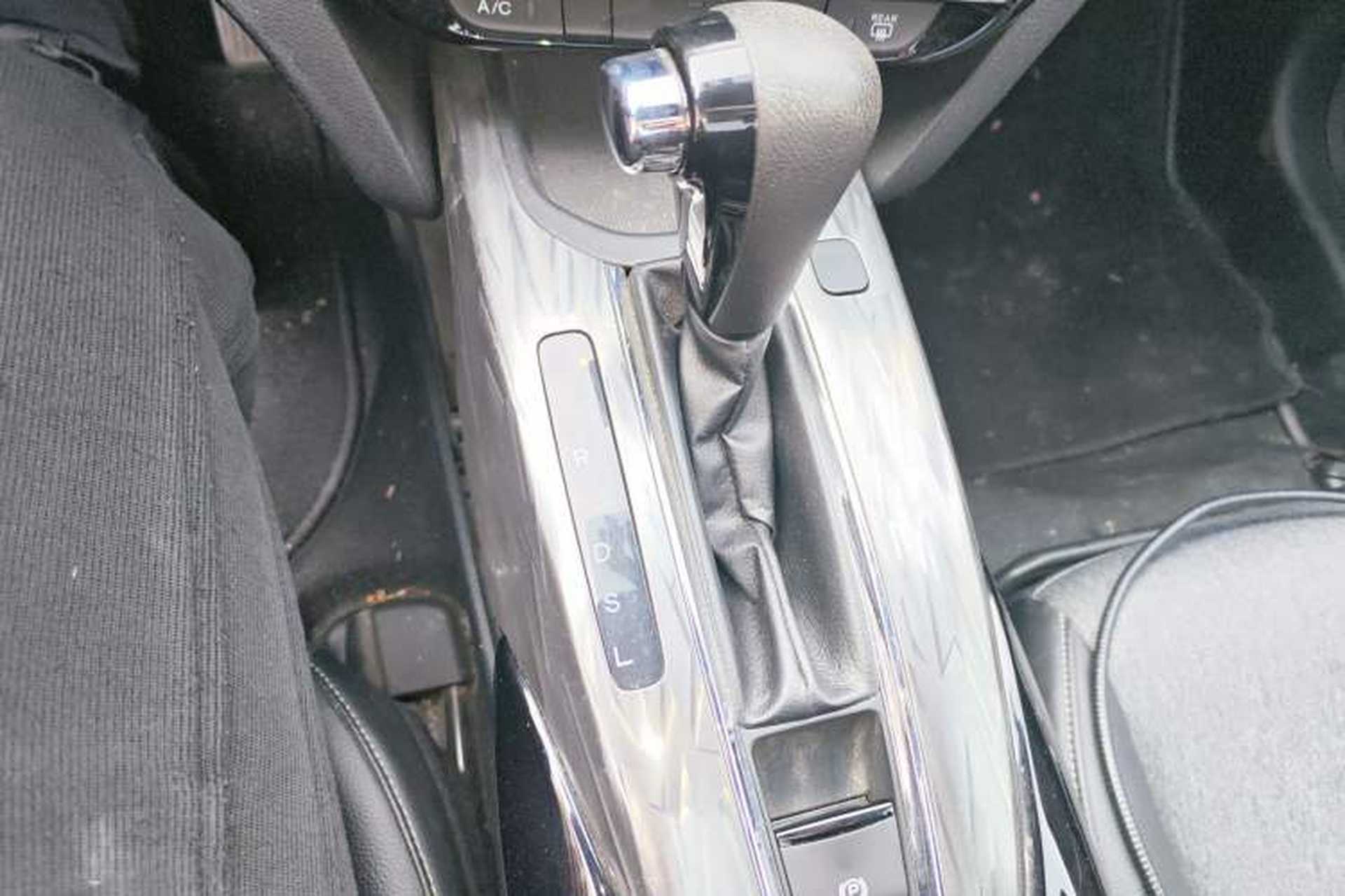 Used Honda XR-V 2019 1.5L CVT Comfort Version China VI Gear Lever