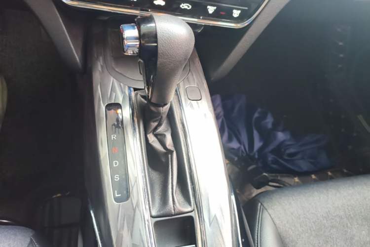 Used Honda XR-V 2019 220TURBO CVT Luxury Edition China VI Emission Standard Gear Lever