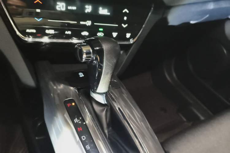 Used Honda XR-V 2019 220TURBO CVT Luxury Edition China VI Emission Standard Gear Lever