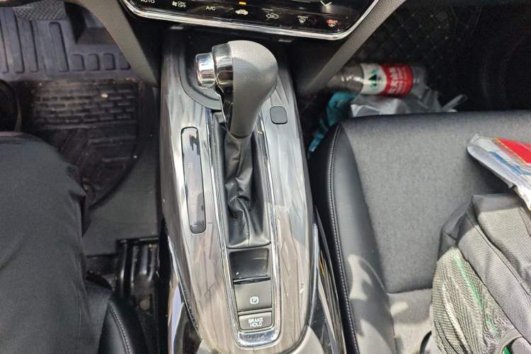 Used Honda XR-V 2019 220TURBO CVT Luxury Edition China VI Emission Standard Gear Lever