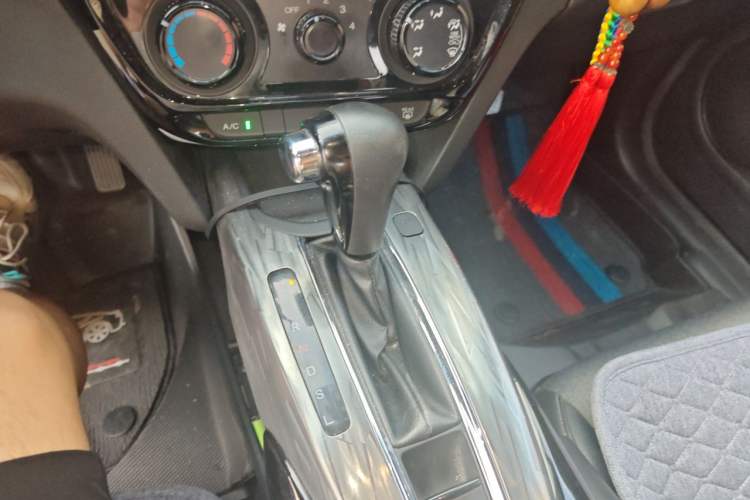 Used Honda XR-V 2019 1.5L CVT Comfort Version China VI Gear Lever