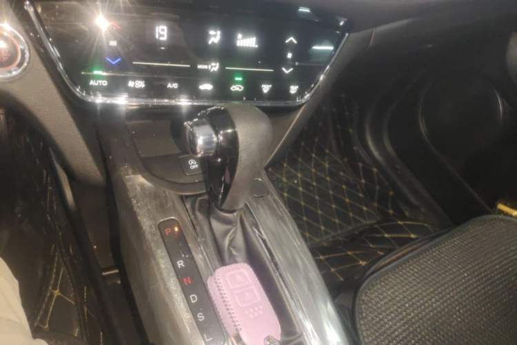 Used Honda XR-V 2019 220TURBO CVT Luxury Edition China VI Emission Standard Gear Lever