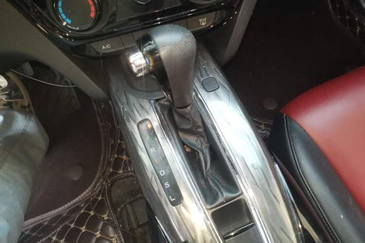 Used Honda XR-V 2019 1.5L CVT Comfort Version China VI Gear Lever