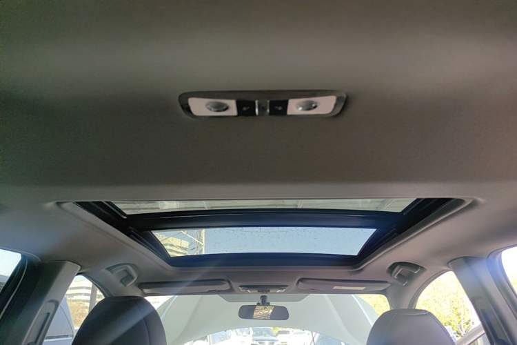 Used Honda XR-V 2019 220TURBO CVT Luxury Edition China VI Emission Standard Headliner