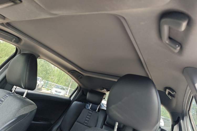 Used Honda XR-V 2019 220TURBO CVT Luxury Edition China VI Emission Standard Headliner