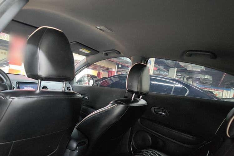 Used Honda XR-V 2019 1.5L CVT Classic Edition China VI Headliner