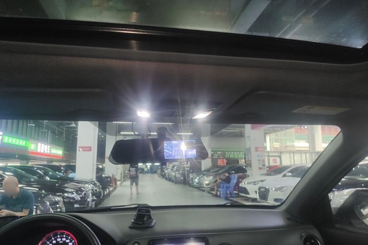 Used Honda XR-V 2019 220TURBO CVT Luxury Edition China VI Emission Standard Headliner