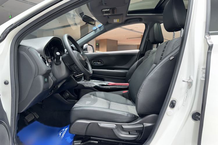 Used Honda XR-V 2019 220TURBO CVT Luxury Edition China VI Emission Standard Interior 2