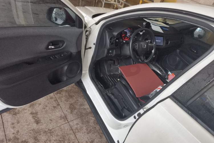Used Honda XR-V 2019 1.5L CVT Comfort Version China VI Interior 3