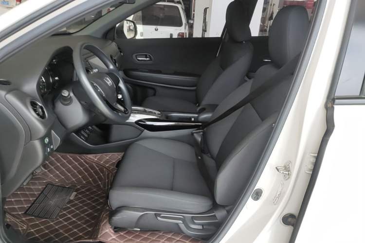 Used Honda XR-V 2019 1.5L CVT Classic Edition China VI Left Front Seat