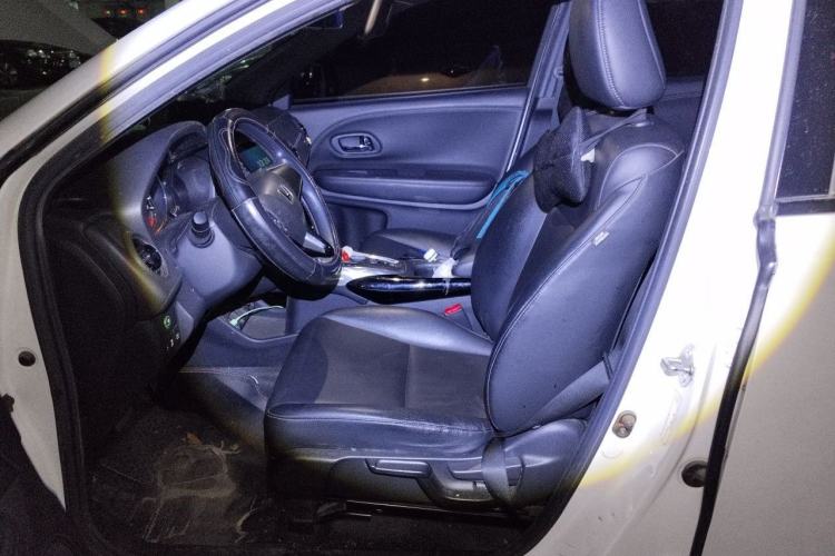 Used Honda XR-V 2019 220TURBO CVT Luxury Edition China VI Emission Standard Left Front Seat