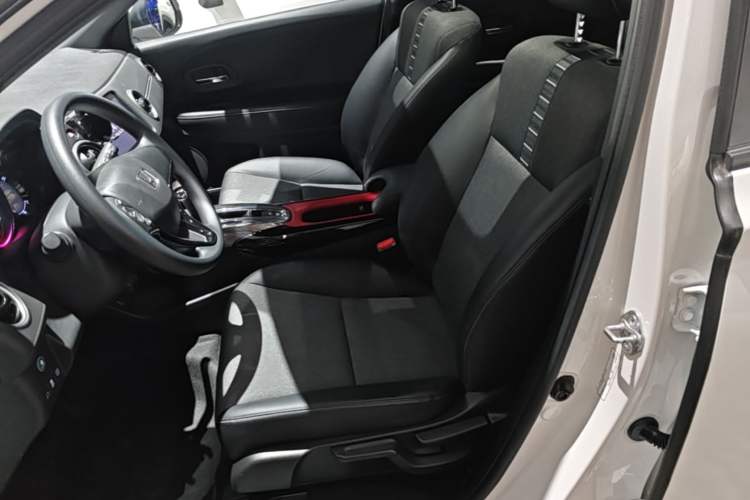 Used Honda XR-V 2019 220TURBO CVT Luxury Edition China VI Emission Standard Left Front Seat