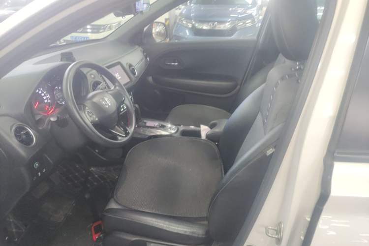 Used Honda XR-V 2019 220TURBO CVT Luxury Edition China VI Emission Standard Left Front Seat