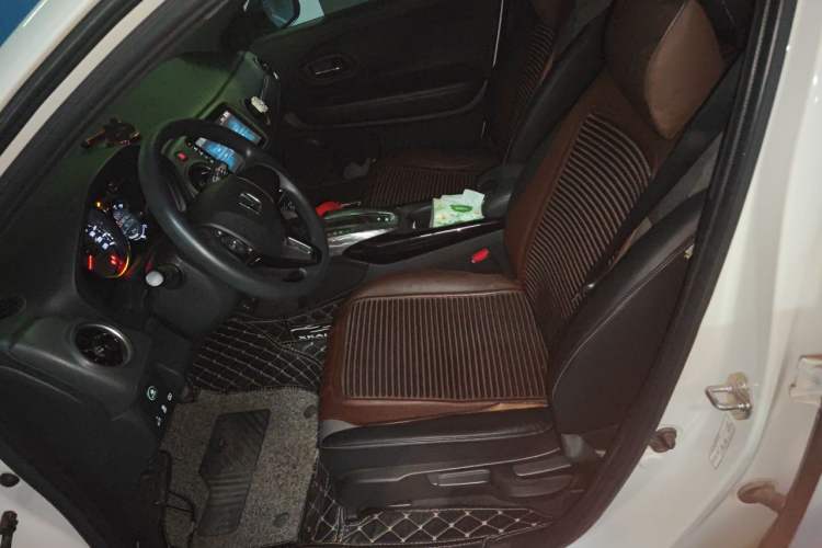Used Honda XR-V 2019 220TURBO CVT Luxury Edition China VI Emission Standard Left Front Seat