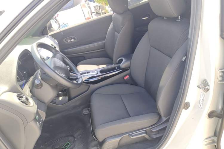 Used Honda XR-V 2019 1.5L CVT Classic Edition China VI Left Front Seat