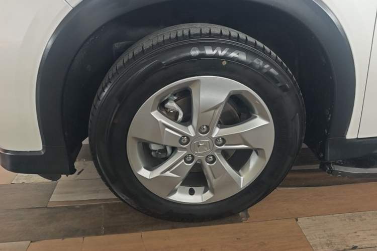 Used Honda XR-V 2019 1.5L CVT Comfort Version China VI Left Front Wheel Hub