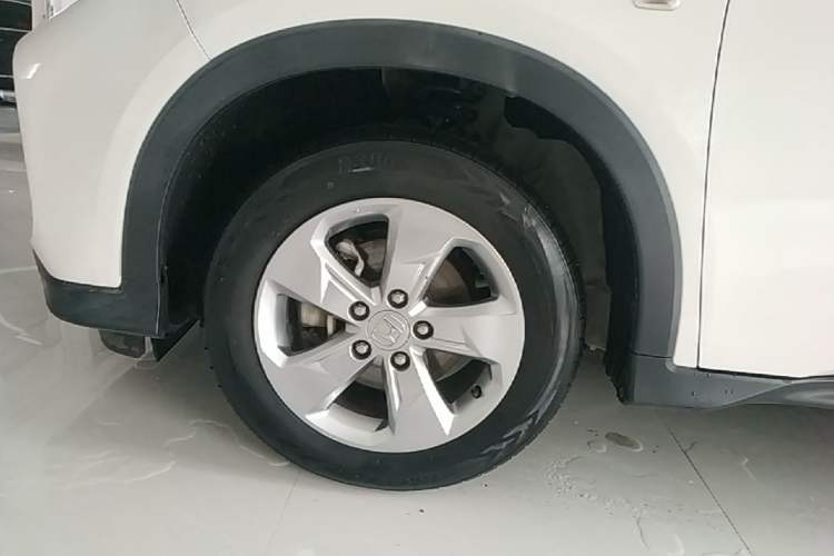 Used Honda XR-V 2019 1.5L CVT Comfort Version China VI Left Front Wheel Hub