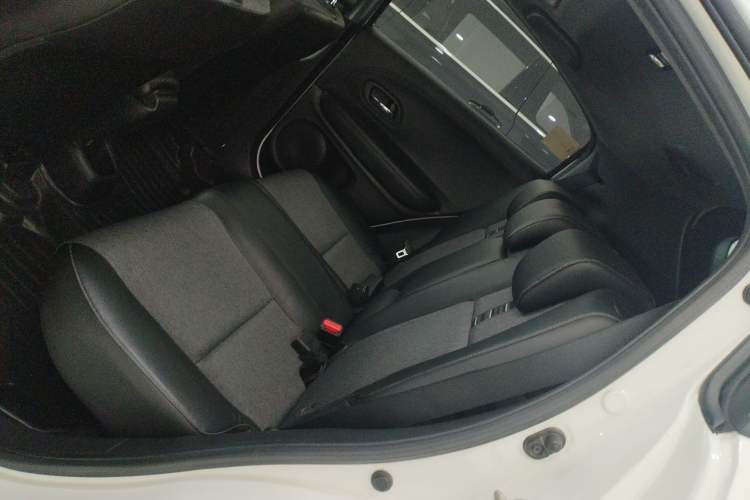 Used Honda XR-V 2019 220TURBO CVT Luxury Edition China V Emission Standard Left Rear Seat