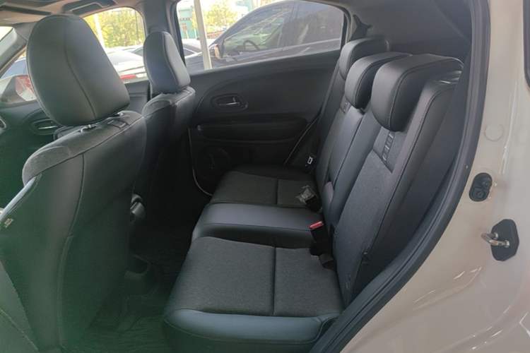 Used Honda XR-V 2019 220TURBO CVT Luxury Edition China VI Emission Standard Left Rear Seat