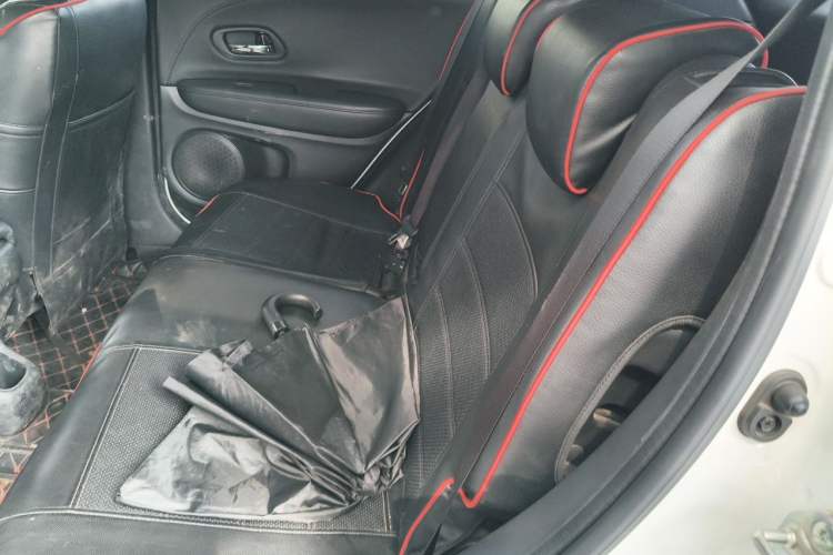 Used Honda XR-V 2019 220TURBO CVT Luxury Edition China VI Emission Standard Left Rear Seat