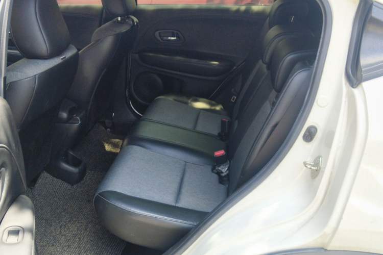 Used Honda XR-V 2019 220TURBO CVT Luxury Edition China V Emission Standard Left Rear Seat
