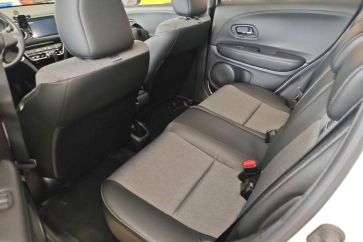 Used Honda XR-V 2019 220TURBO CVT Luxury Edition China VI Emission Standard Left Rear Seat