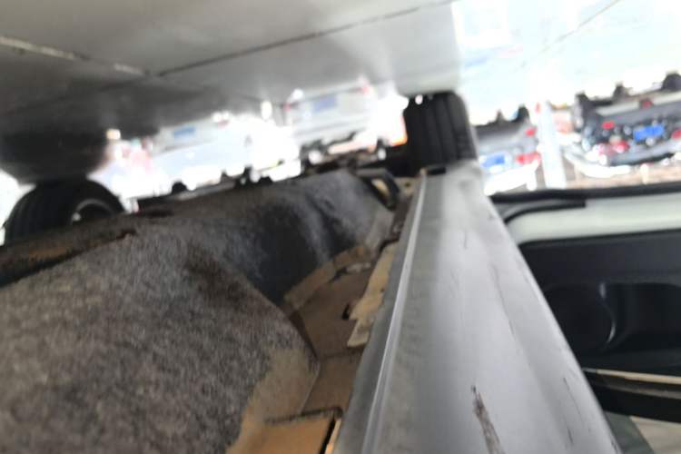 Used Honda XR-V 2019 1.5L CVT Classic Edition China VI Left Side Sill