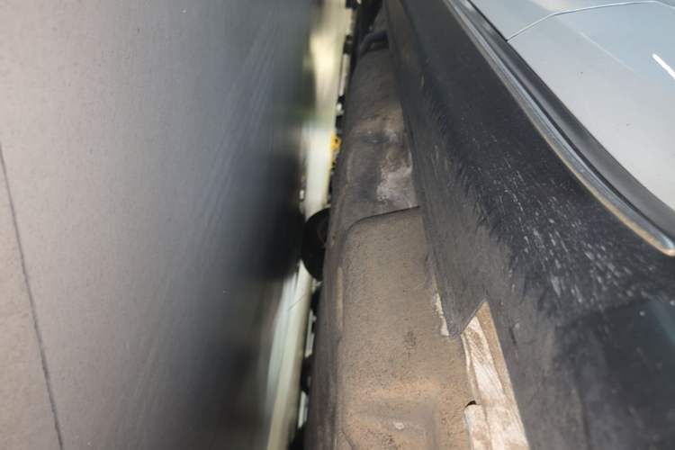 Used Honda XR-V 2019 220TURBO CVT Luxury Edition China VI Emission Standard Left Side Sill