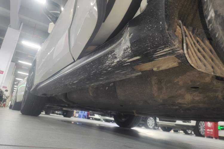Used Honda XR-V 2019 220TURBO CVT Luxury Edition China VI Emission Standard Left Side Sill