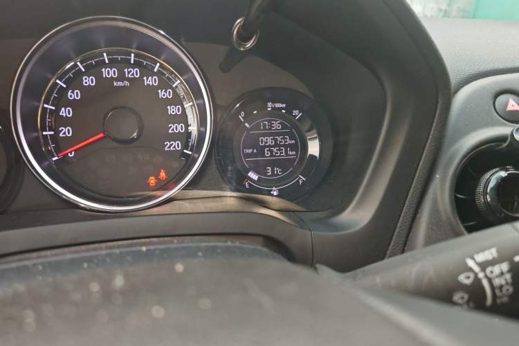 Used Honda XR-V 2019 1.5L CVT Comfort Version China VI Odometer Close Up
