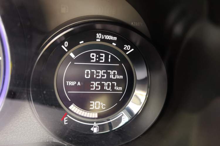 Used Honda XR-V 2019 1.5L CVT Comfort Version China VI Odometer Close Up
