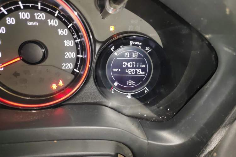 Used Honda XR-V 2019 1.5L CVT Comfort Version China VI Odometer Close Up
