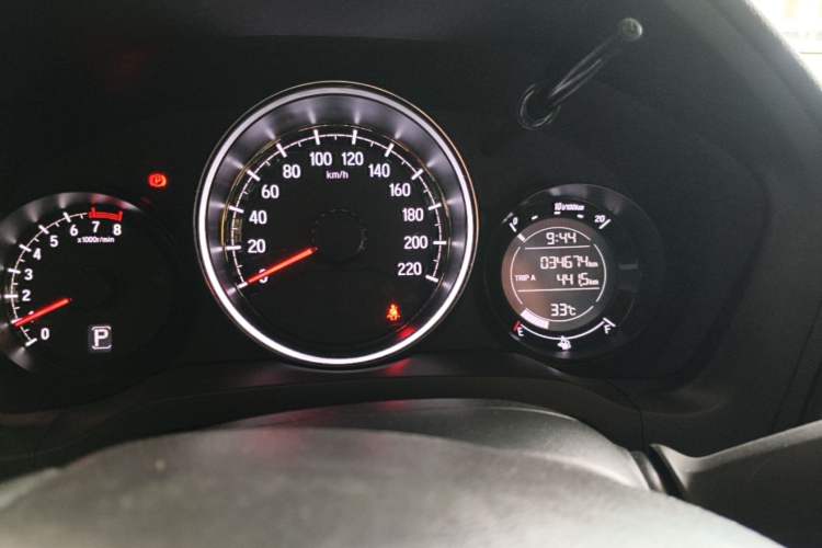 Used Honda XR-V 2019 1.5L CVT Comfort Version China VI Odometer Close Up