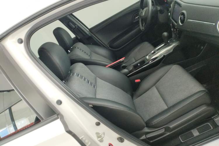 Used Honda XR-V 2019 220TURBO CVT Luxury Edition China V Emission Standard Right Front Seat