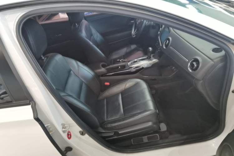 Used Honda XR-V 2019 1.5L CVT Luxury Edition China VI Right Front Seat