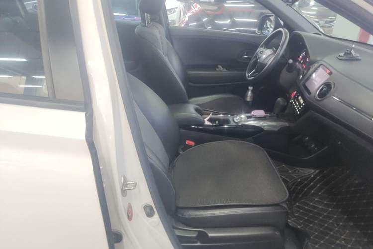 Used Honda XR-V 2019 220TURBO CVT Luxury Edition China VI Emission Standard Right Front Seat