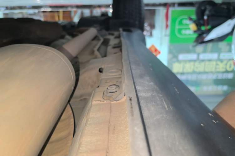 Used Honda XR-V 2019 1.5L CVT Classic Edition China VI Right Side Sill