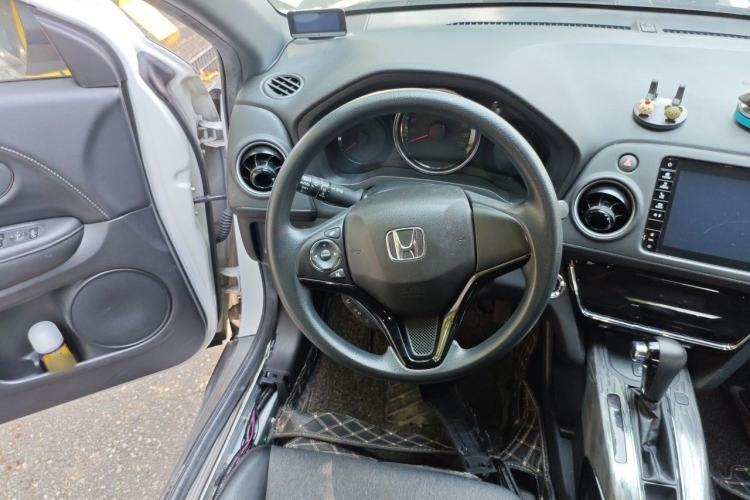 Used Honda XR-V 2019 220TURBO CVT Luxury Edition China VI Emission Standard Steering Wheel