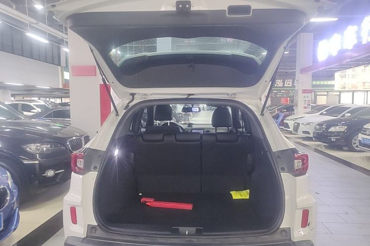 Used Honda XR-V 2019 220TURBO CVT Luxury Edition China VI Emission Standard Trunk